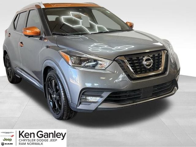 2020 Nissan Kicks SR