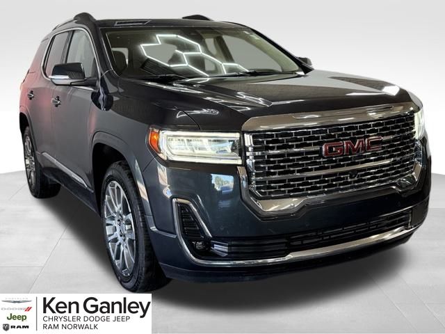 2023 GMC Acadia Denali's photo
