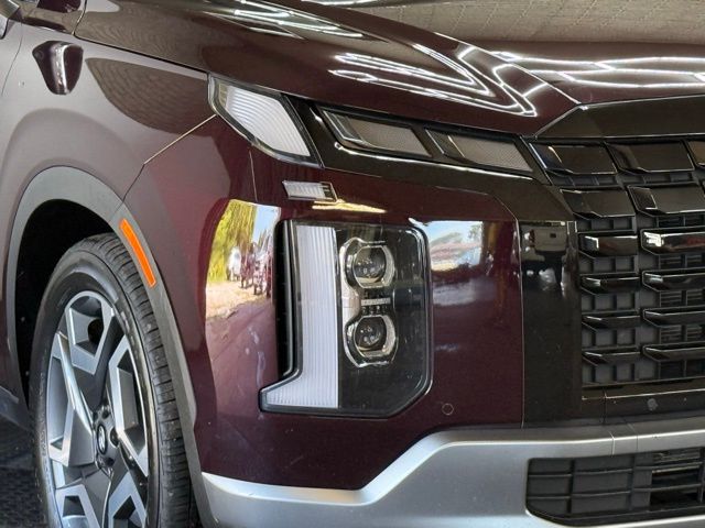 2023 Hyundai Palisade Limited photo 2
