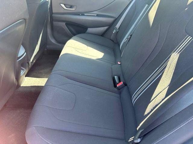 2024 Hyundai Elantra SEL - Photo 20