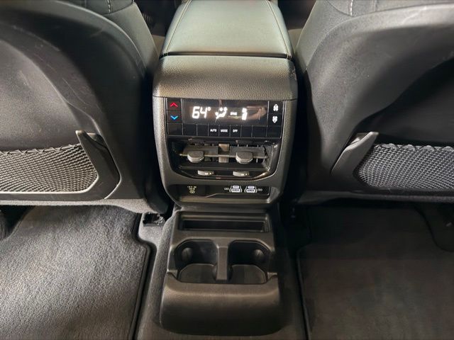 2023 Jeep Grand Cherokee L Laredo - Photo 32