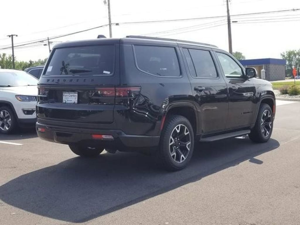 New 2025 Jeep Wagoneer OVERLAND 4X4 Sport Utility