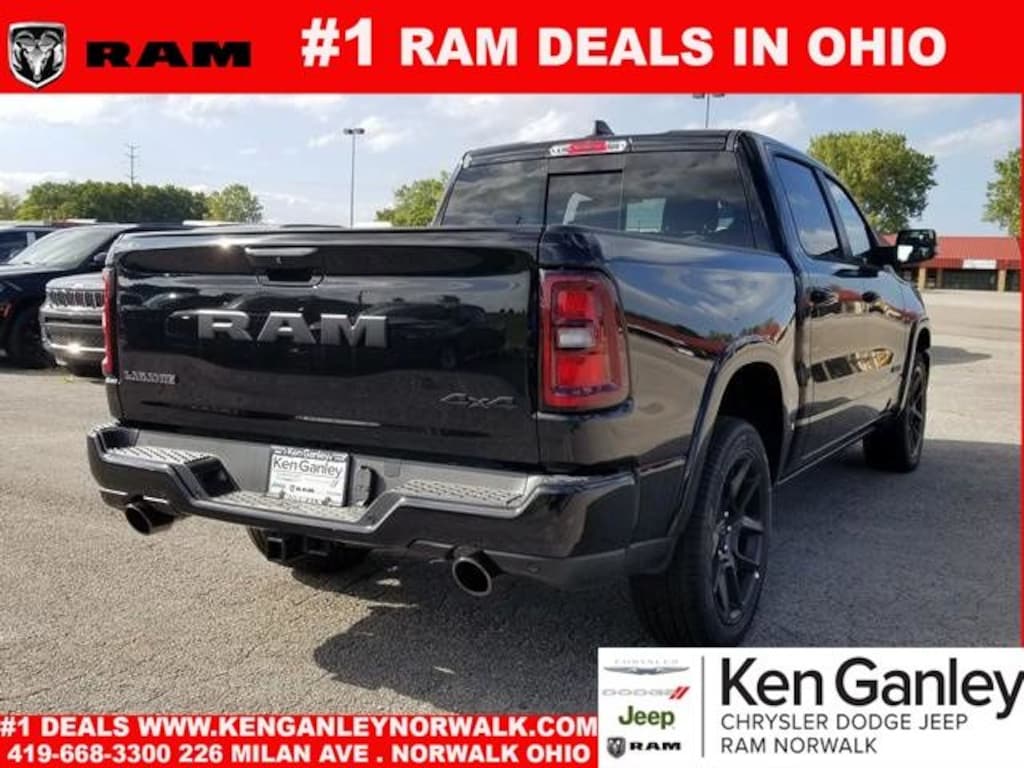 New 2026 Ram 1500 LARAMIE CREW CAB 4X4 5'7 BOX Pickup