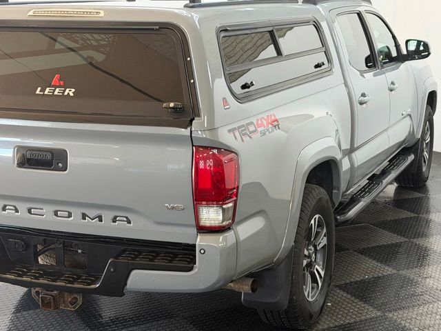 2018 Toyota Tacoma TRD Sport - Photo 11