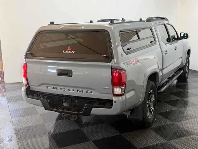 2018 Toyota Tacoma TRD Sport - Photo 10