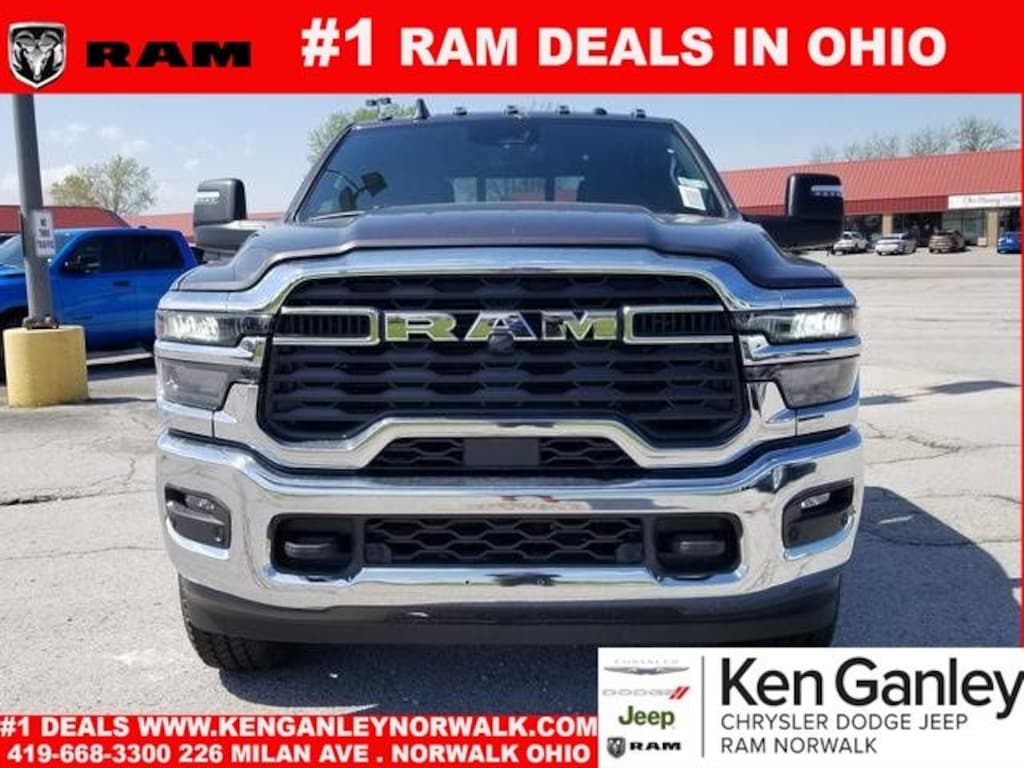 New 2026 Ram 2500 BIG HORN CREW CAB 4X4 6'4 BOX Pickup
