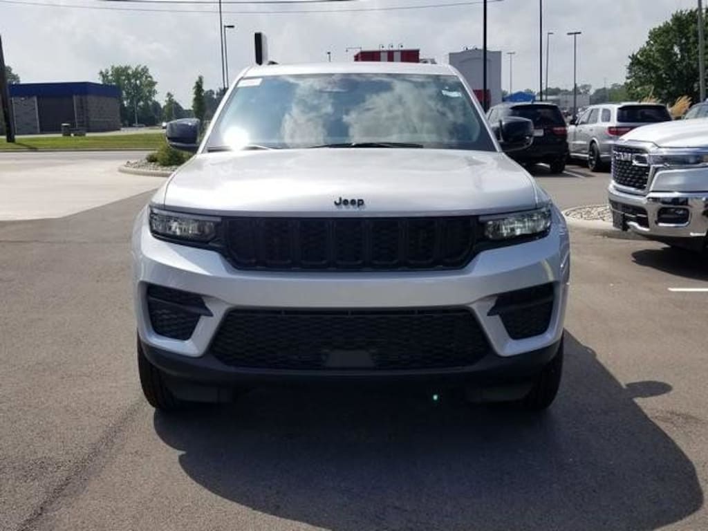 New 2025 Jeep Grand Cherokee ALTITUDE X 4X4 Sport Utility