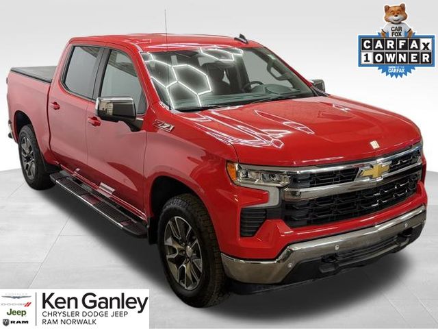 2025 Chevrolet Silverado 1500 LT's photo