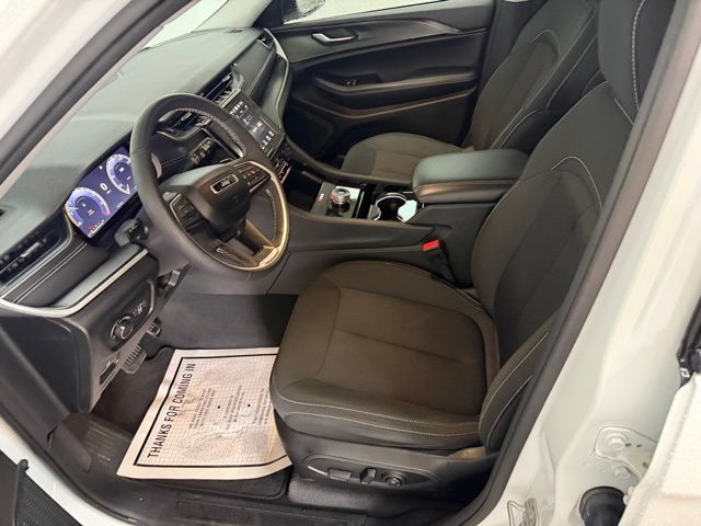 2023 Jeep Grand Cherokee L Laredo - Photo 14