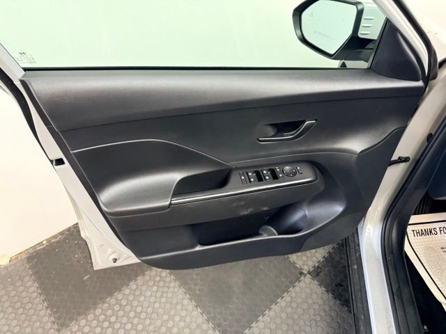2024 Hyundai Kona SE - Photo 18