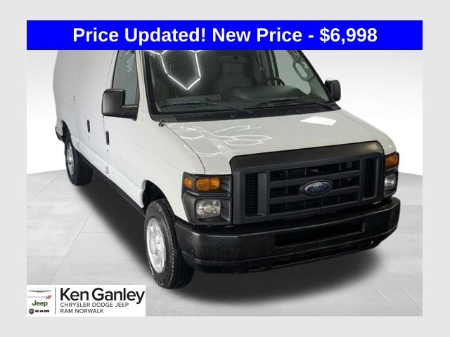 2011 Ford E-Series E-150 Van's photo