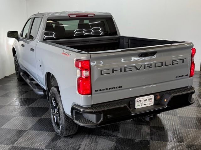 2025 Chevrolet Silverado 1500 Custom - Photo 7