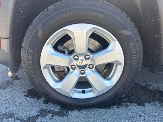 Certified 2021 Jeep Compass Latitude with VIN 3C4NJDBB9MT569902 for sale in Norwalk, OH