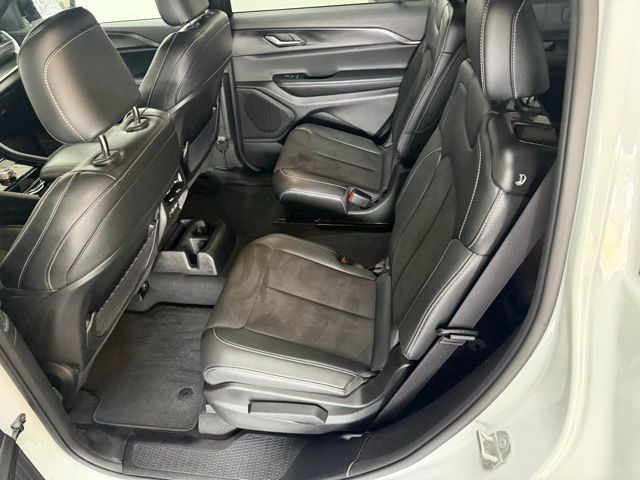2023 Jeep Grand Cherokee L Altitude - Photo 20