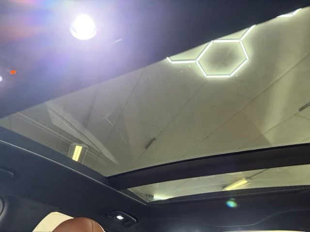 2024 Kia K5 GT - Photo 37