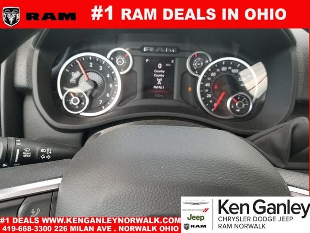 2026 RAM 3500 Chassis Tradesman - Photo 15