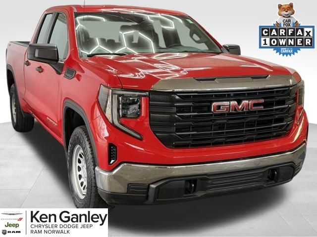 2023 GMC Sierra 1500 Pro's photo