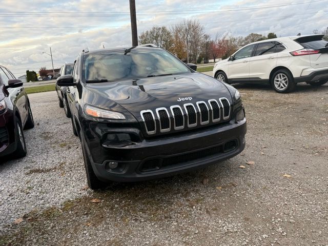 Used 2015 Jeep Cherokee Latitude with VIN 1C4PJMCB7FW687533 for sale in Norwalk, OH