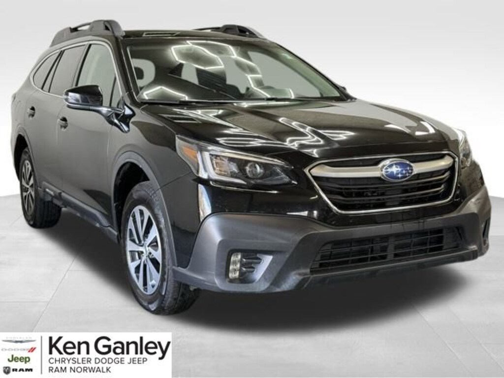 Used 2022 Subaru Outback Premium SUV