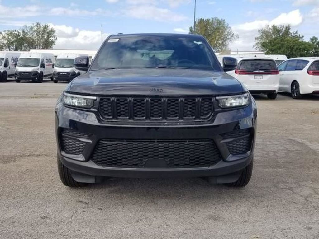 New 2025 Jeep Grand Cherokee ALTITUDE X 4X4 Sport Utility