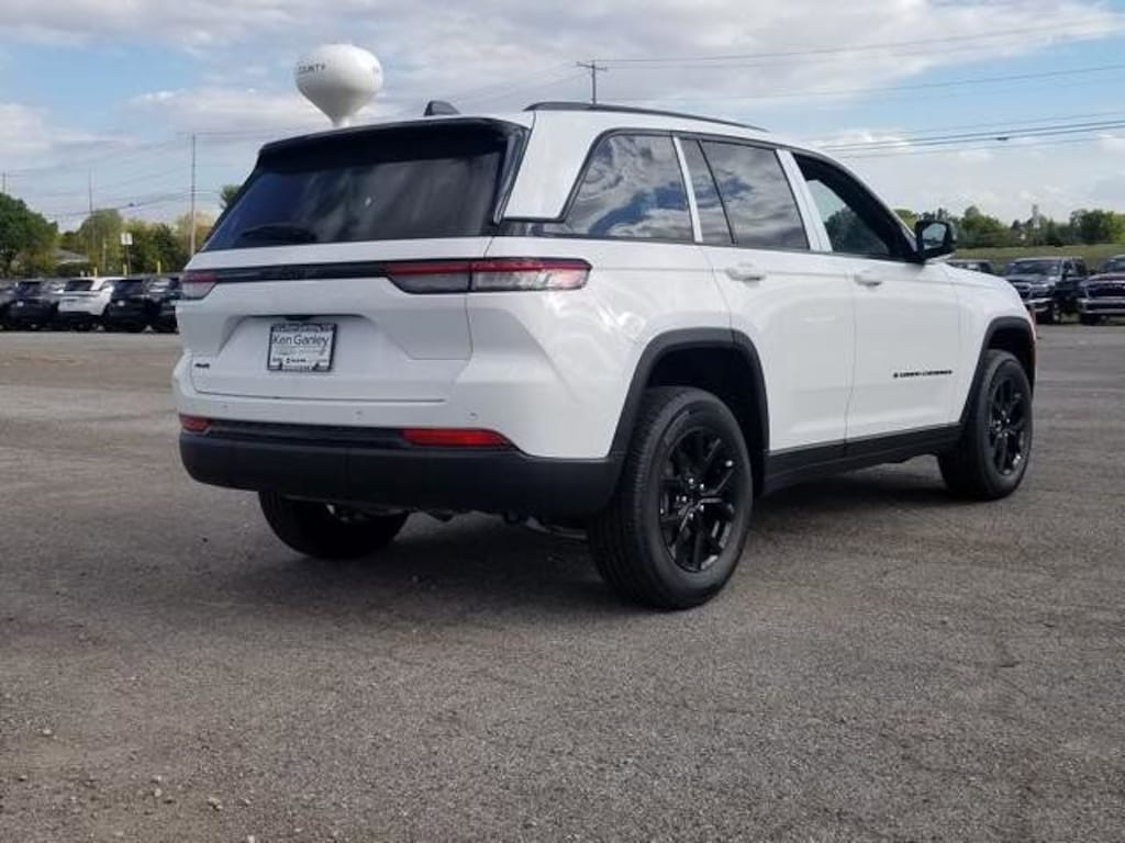 New 2025 Jeep Grand Cherokee ALTITUDE X 4X4 Sport Utility
