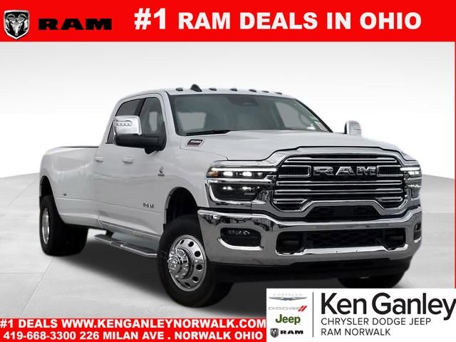 2026 RAM Ram 3500 Pickup Laramie's photo