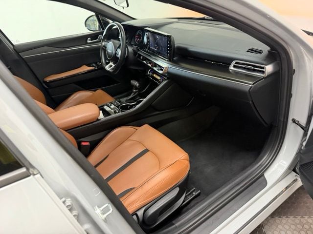 2024 Kia K5 GT - Photo 42