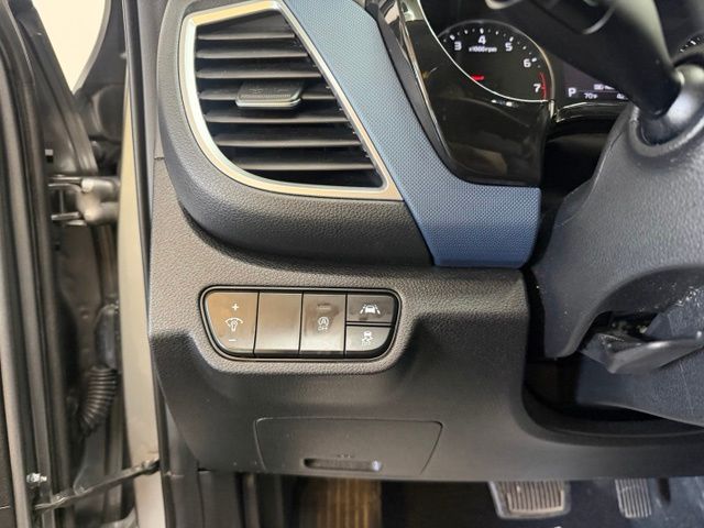 2023 Kia Seltos S - Photo 17