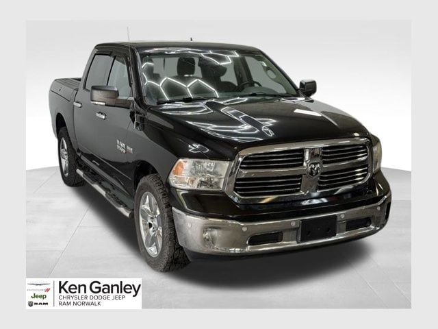 2017 RAM 1500 Big Horn 4x4 Crew Cab 5'7's photo