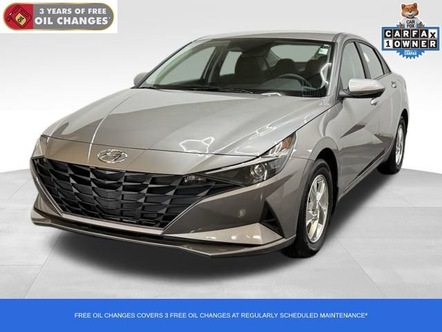 2023 Hyundai Elantra SE's photo