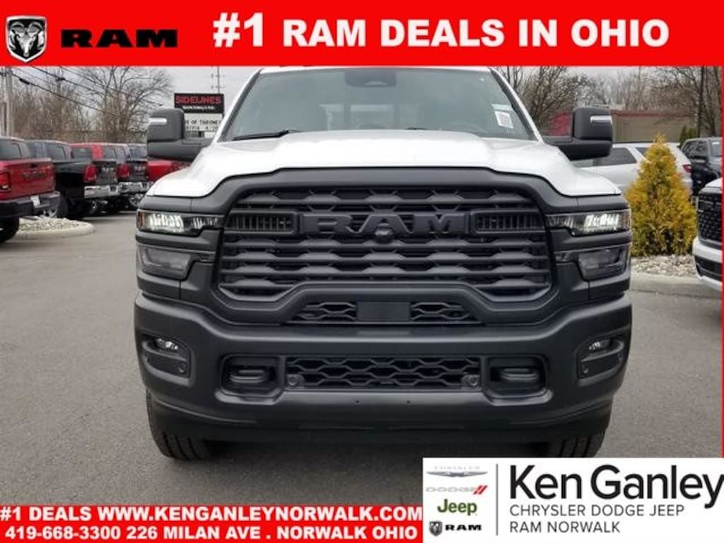 New 2026 Ram 2500 TRADESMAN CREW CAB 4X4 8' BOX Pickup