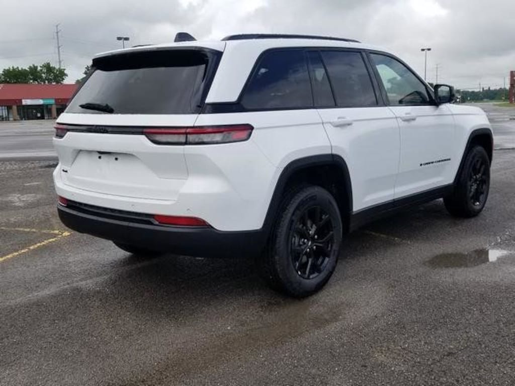 New 2025 Jeep Grand Cherokee ALTITUDE X 4X4 Sport Utility
