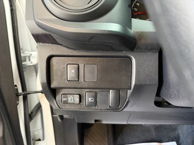 2023 Toyota Tacoma SR - Photo 17