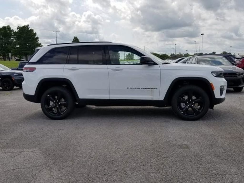 New 2025 Jeep Grand Cherokee LIMITED 4X4 Sport Utility