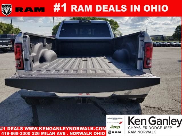 2026 RAM 3500 Tradesman - Photo 7
