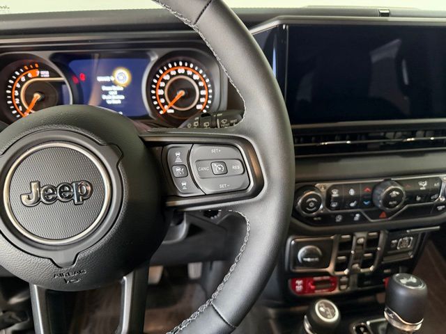 2025 Jeep Wrangler 4-Door Rubicon - Photo 21