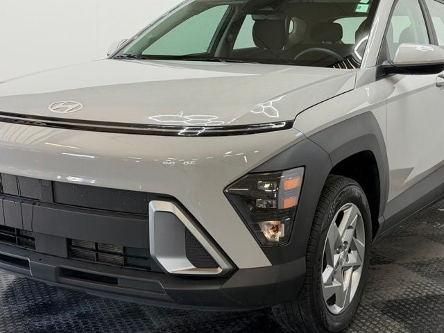 2025 Hyundai Kona SE - Photo 7