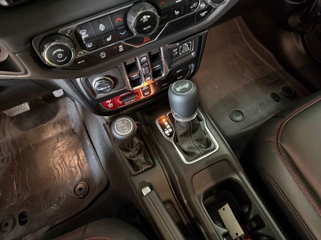 2025 Jeep Wrangler 4-Door Rubicon - Photo 29