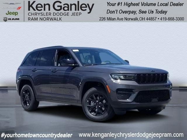 2025 Jeep Grand Cherokee Altitude's photo