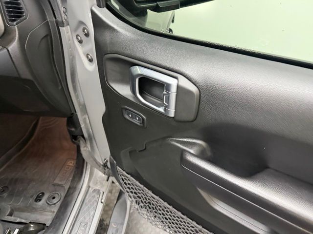2021 Jeep Gladiator WILLYS - Photo 36
