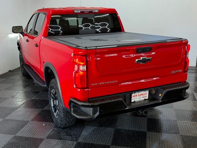 2023 Chevrolet Silverado 1500 ZR2 - Photo 8