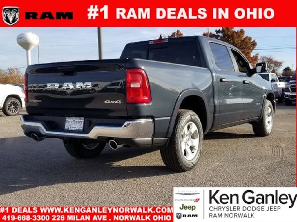 New 2026 Ram 1500 BIG HORN CREW CAB 4X4 5'7 BOX Pickup