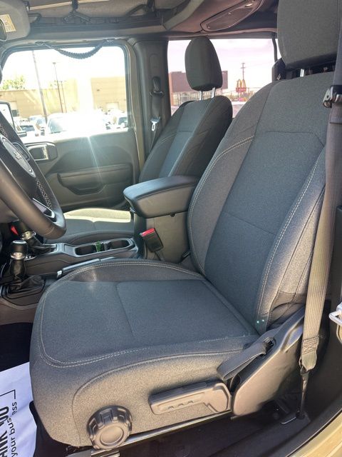 2025 Jeep Wrangler 2-Door Willys - Photo 23