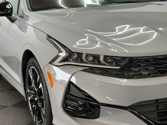 2023 Kia K5 GT-Line photo 2
