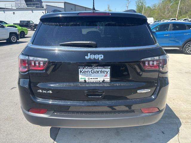 2023 Jeep Compass Latitude - Photo 8