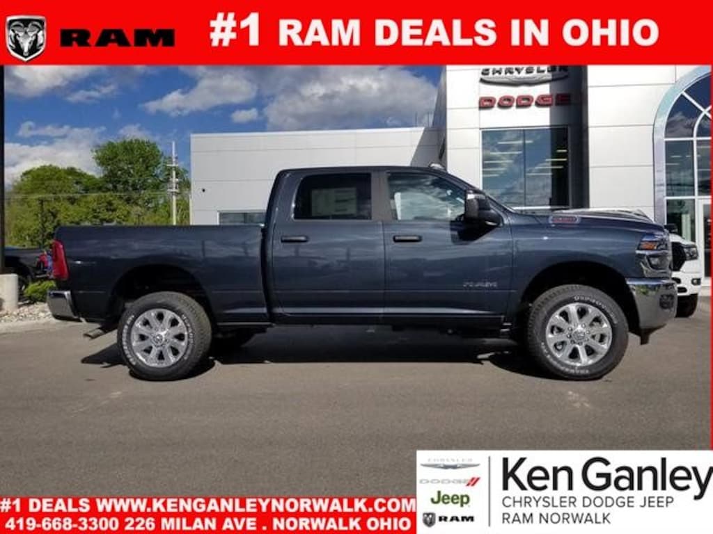 New 2026 Ram 2500 BIG HORN CREW CAB 4X4 6'4 BOX Pickup