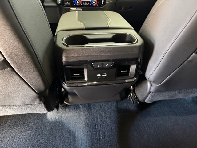 2023 Chevrolet Silverado 1500 ZR2 - Photo 40