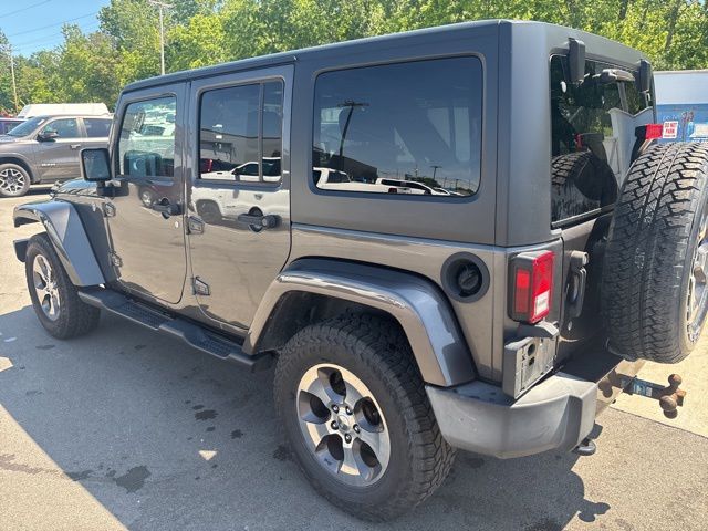 2016 Jeep Wrangler Unlimited Sahara - Photo 6