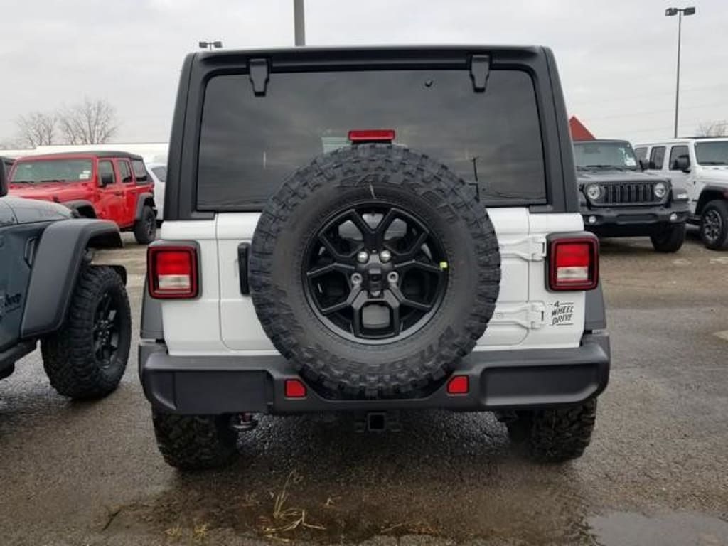New 2026 Jeep Wrangler 4-DOOR WILLYS Sport Utility