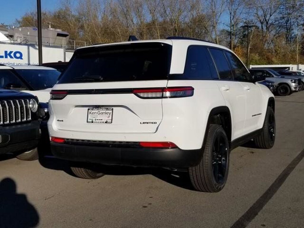 New 2025 Jeep Grand Cherokee LIMITED 4X4 Sport Utility